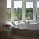 Garbe - Private Villa,total Privacy, Infinity Swimming Pool, Close To Beaches Villa