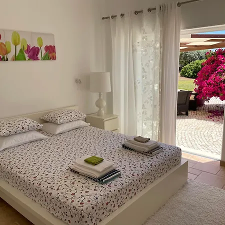 Villa Garbe - Private Villa,total Privacy, Infinity Swimming Pool, Close To Beaches