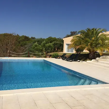 Villa Garbe - Private Villa,total Privacy, Infinity Swimming Pool, Close To Beaches