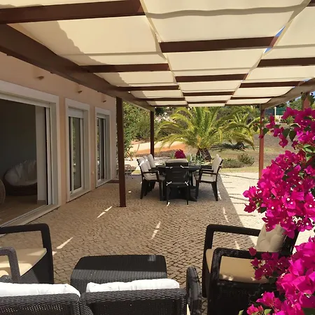 Garbe - Private Villa,total Privacy, Infinity Swimming Pool, Close To Beaches Porches (Algarve)