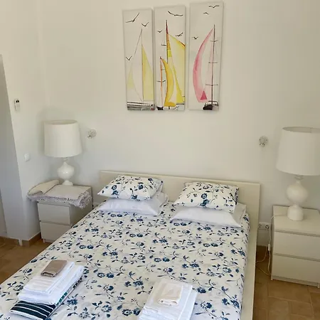 Garbe - Private Villa,total Privacy, Infinity Swimming Pool, Close To Beaches Villa Porches (Algarve)