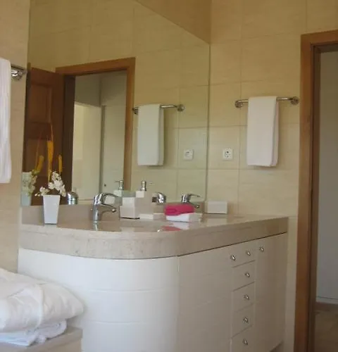 Garbe - Private Villa,total Privacy, Infinity Swimming Pool, Close To Beaches *