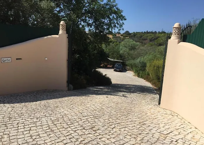 Garbe - Private Villa,total Privacy, Infinity Swimming Pool, Close To Beaches Βίλα *
