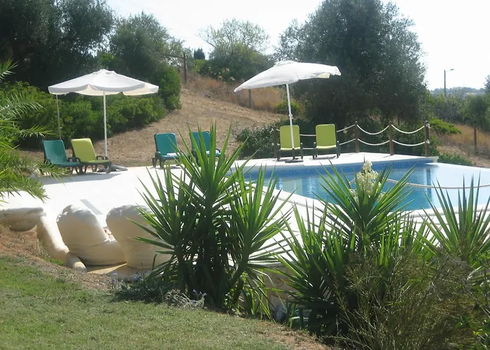 Βίλα Garbe - Private Villa,total Privacy, Infinity Swimming Pool, Close To Beaches Porches (Algarve)