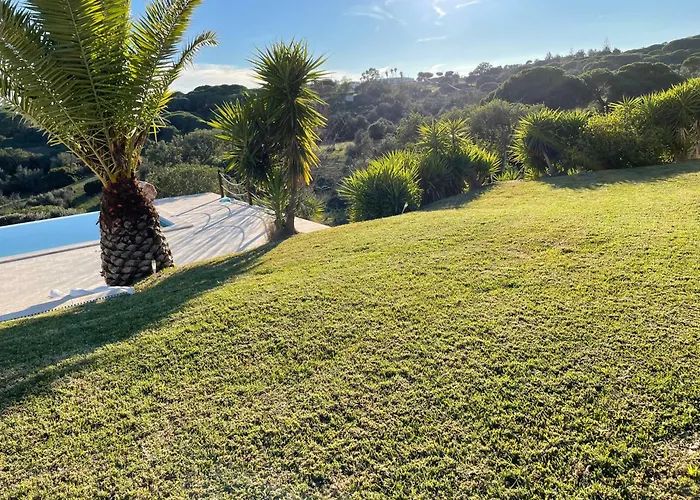 Garbe - Private Villa,total Privacy, Infinity Swimming Pool, Close To Beaches Porches (Algarve)