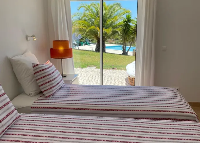 Βίλα Garbe - Private Villa,total Privacy, Infinity Swimming Pool, Close To Beaches *