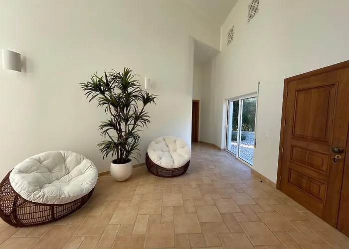 Garbe - Private Villa,total Privacy, Infinity Swimming Pool, Close To Beaches Porches (Algarve)