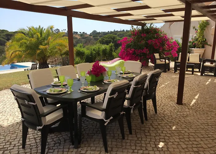 Βίλα Garbe - Private Villa,total Privacy, Infinity Swimming Pool, Close To Beaches Porches (Algarve)