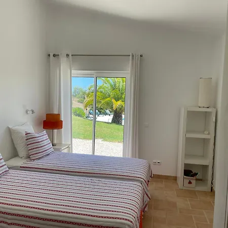 Garbe - Private Villa,total Privacy, Infinity Swimming Pool, Close To Beaches *