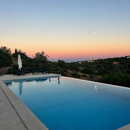 Garbe - Private Villa,total Privacy, Infinity Swimming Pool, Close To Beaches * Porches (Algarve)